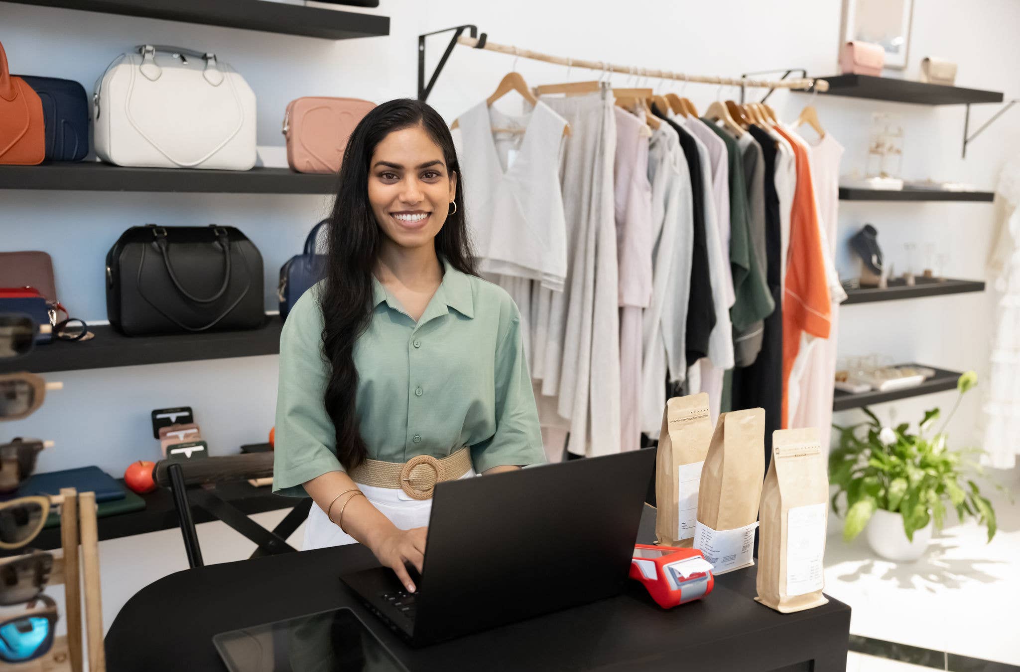 Retail and Clothing Insurance - COUNTRY Financial